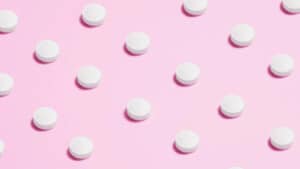 Contraccettivi ormonali: effetti in individui femminili, maschili e transgender 